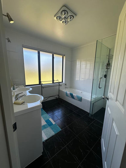 To make your booking, click here!