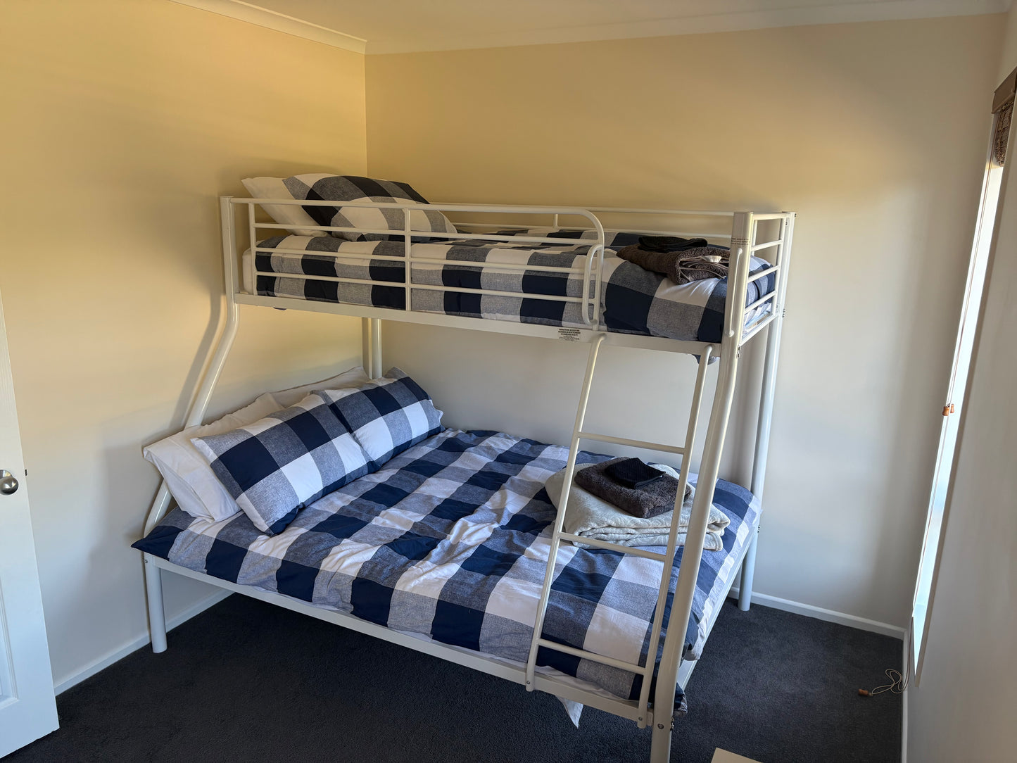 To make your booking, click here!