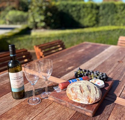 To make your booking, click here!