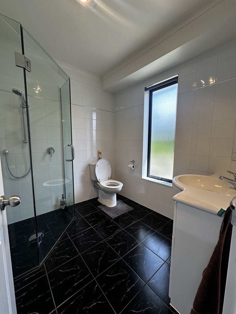 To make your booking, click here!