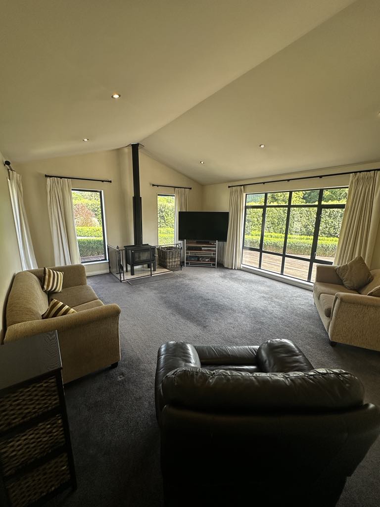 To make your booking, click here!